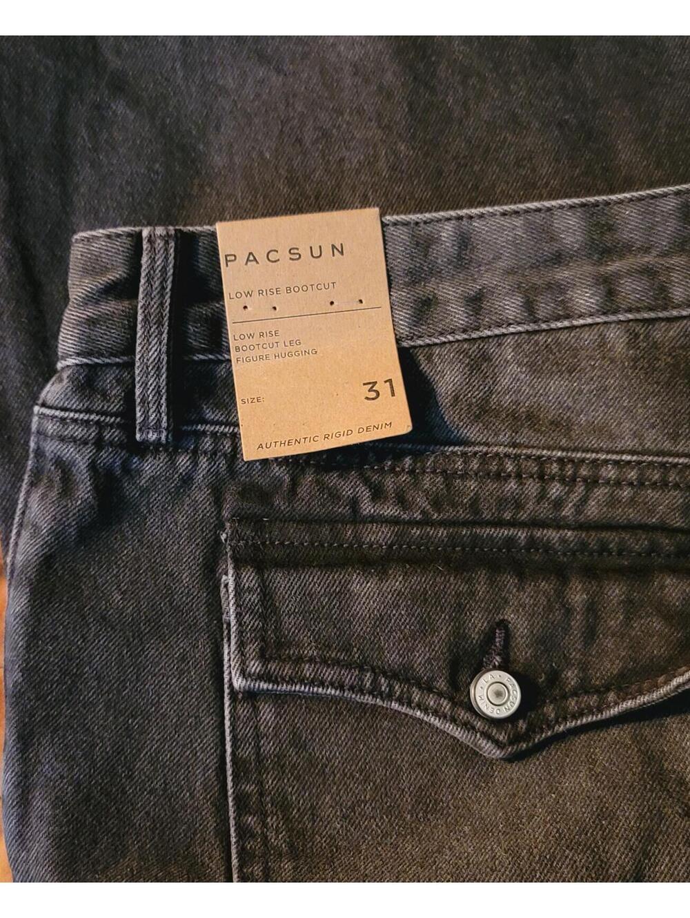 PacSun Low Rise Bootcut Jeans Size 31